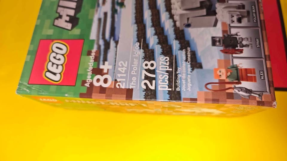 Lego Minecraft 21142 Polar Igloo w/ Alex, Stray, Polar Bear - Re - photo 3