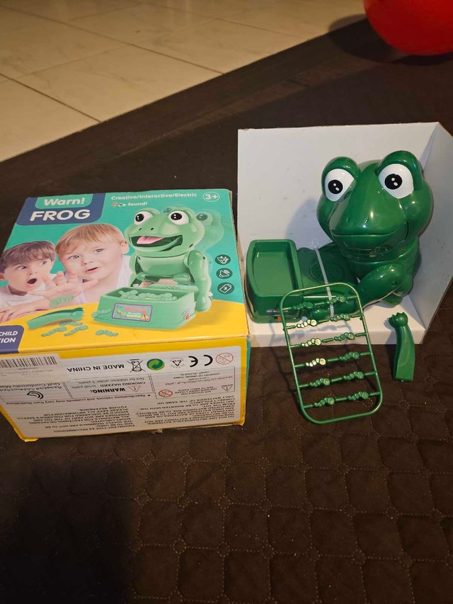 Gernie Biting Frog Toy - photo 2