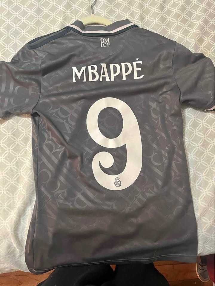 Real Madrid Mbappe Jersey 23/24