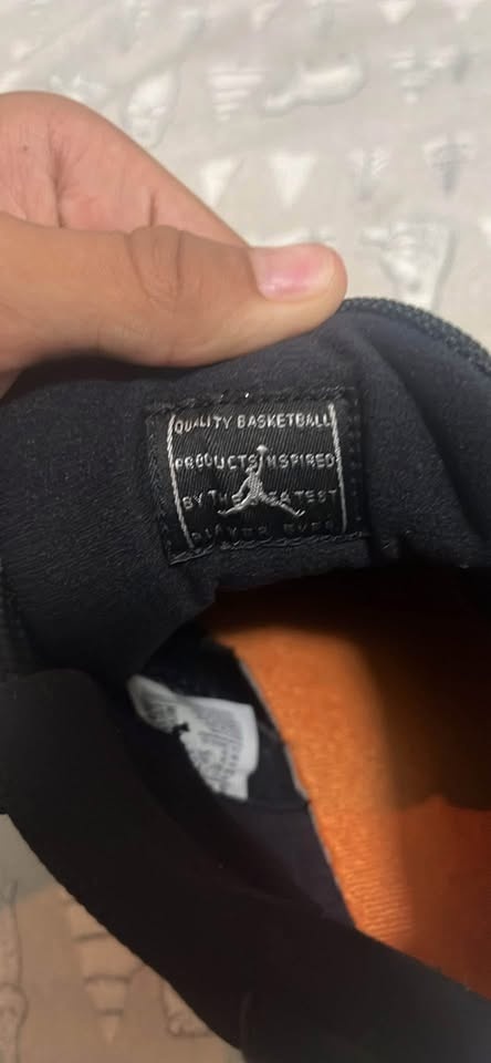 Jordan 11s - photo 3