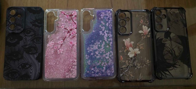 5 Samsung S23FE Phone Cases - Excellent Condition