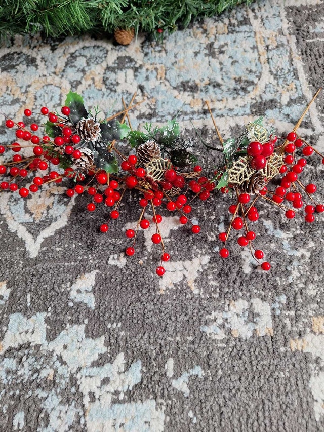 8FT Light up Garland ! - photo 3