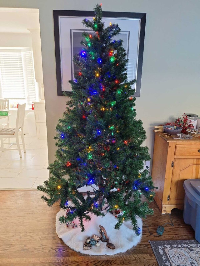 6FT Pre-lit Christmas Tree - photo 2