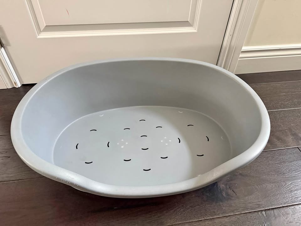 Dog bed - grey