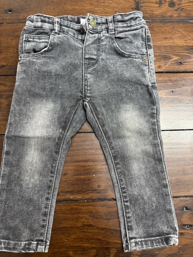 ZARA Kids jeans lot - photo 2