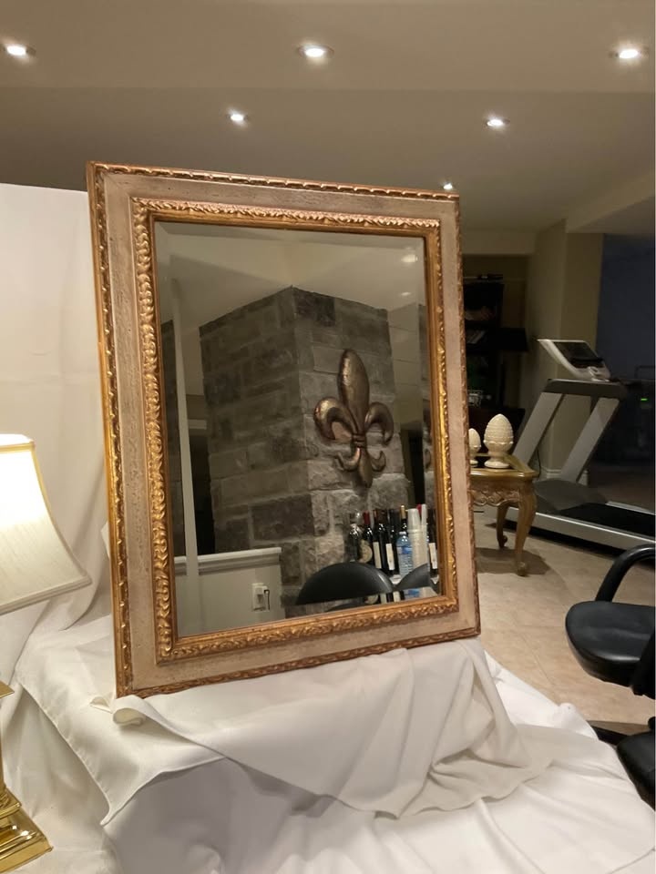 Vintage Gold Leaf Mirror - photo 2