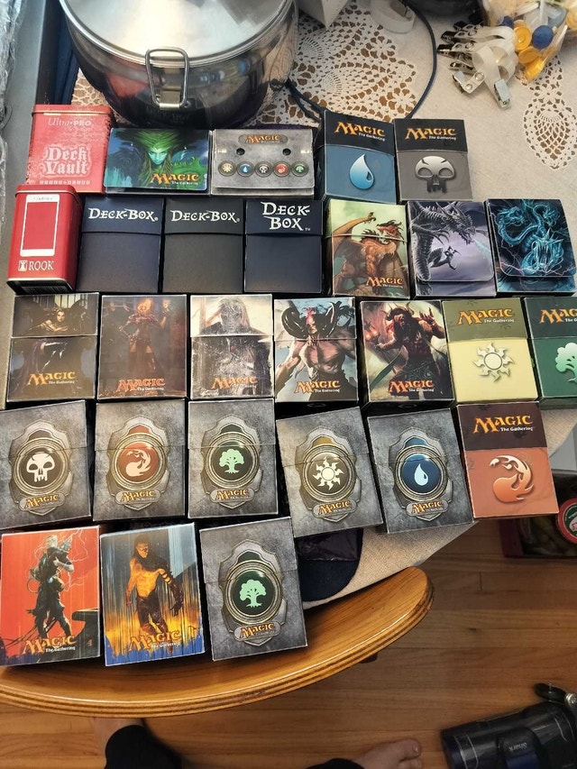 28 MTG Deck Boxes