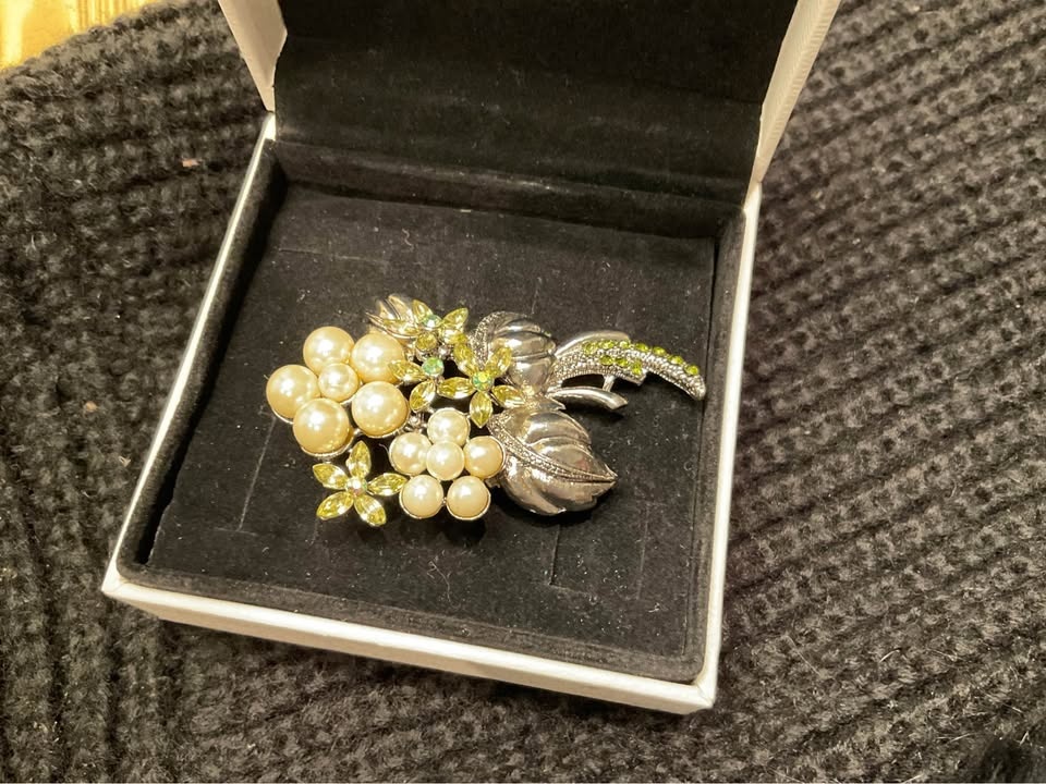 Ladies Brooch Vintage RMN Made In Italy 1970’s - photo 2
