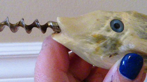 Vintage Scrimshaw Bone Fish Handle Corkscrew - photo 2