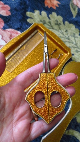 Vintage GOLDALEUR 6 pc Vanity Set - Metallic Glitter Gold - photo 4