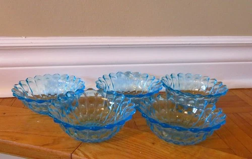 5 Vintage Anchor Hocking Fairfield Bowls Aqua Blue