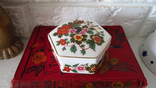 Vintage Fortnum & Mason Rose Trinket Box w/ Lid - photo 3