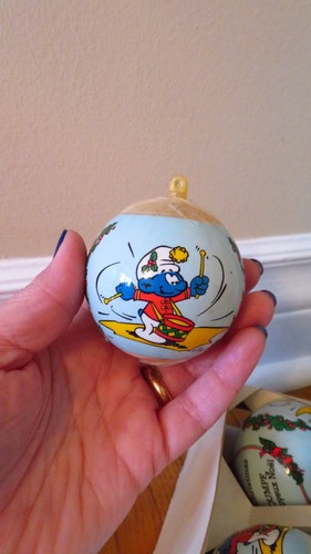 5 vtg 1982 Smurf Christmas Ornaments