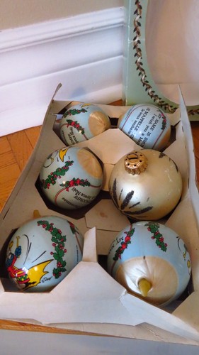5 vtg 1982 Smurf Christmas Ornaments - photo 2