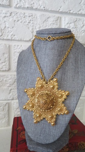 Vtg Adele Simpson Necklace Gold Fragrance Dispenser Book