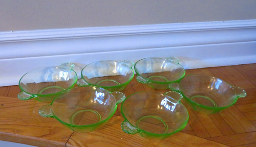 Vintage Vaseline/Uranium Depression Glass Berry Bowls Set 6