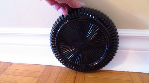 Vintage LE Smith Black Glass Ribbed Divided Snack Plate - photo 3