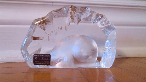 Mats Jonasson Crystal Seal Paperweight - Made in Sweden