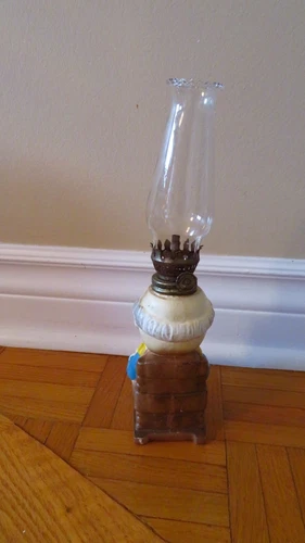 Vintage 1950 Japan Oil Lamp - Old Man w/ Chair - photo 5