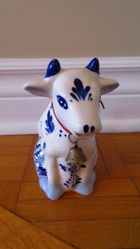 VTG Delft Blue & White Cow Creamer with Neck Bell - photo 5