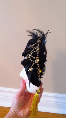 VTG Porcelain Flapper Wall Mask - Black Feather - photo 4