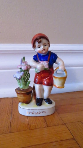 Vintage 1930s Japan Boy Figurine Watering Plants