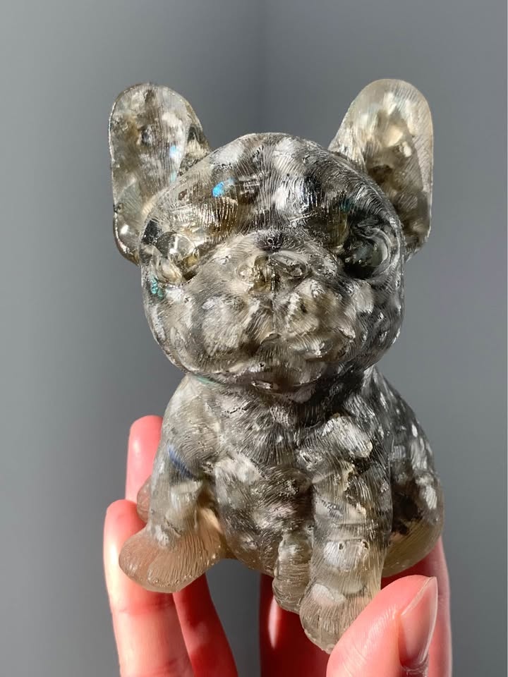 Labradorite Chips Resin Frenchie Dog Figure - photo 2
