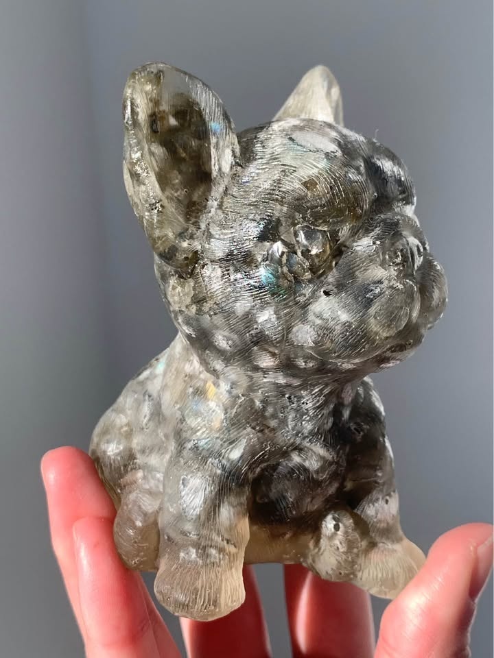 Labradorite Chips Resin Frenchie Dog Figure - photo 4