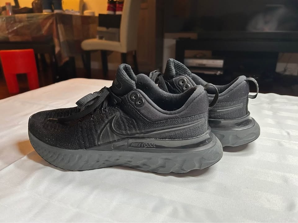 Nike React Infinity Run Flyknit 2 - Men's 10.5 - photo 3