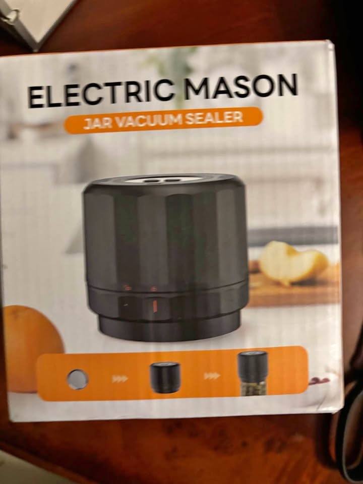 Electric Mason Jar Vacuum Sealer (Mason brand, handheld recharge