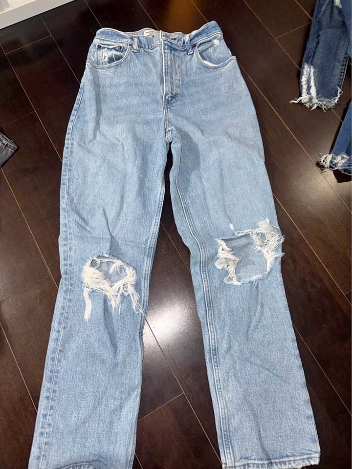 Abercrombie 90's Straight Ultra High Rise Jeans Size 26
