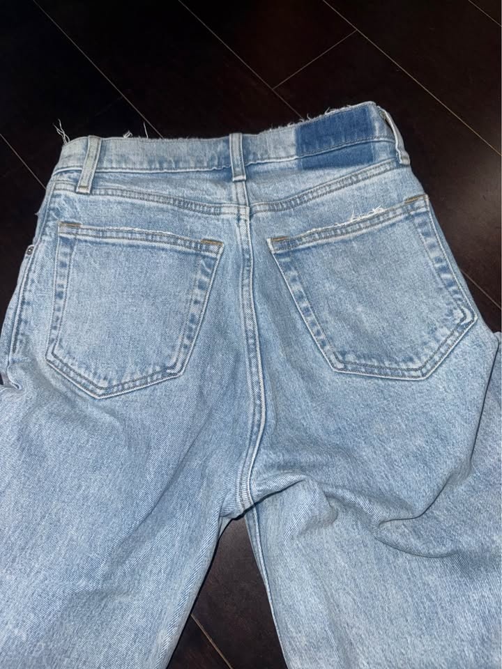 Crisscrossed Abercrombie High Waisted Jeans Size 26 - photo 3
