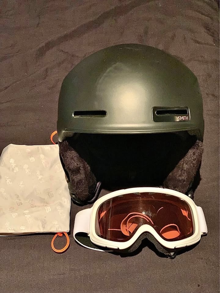 Smith Allure Ski Helmet - Medium & Smith Goggles