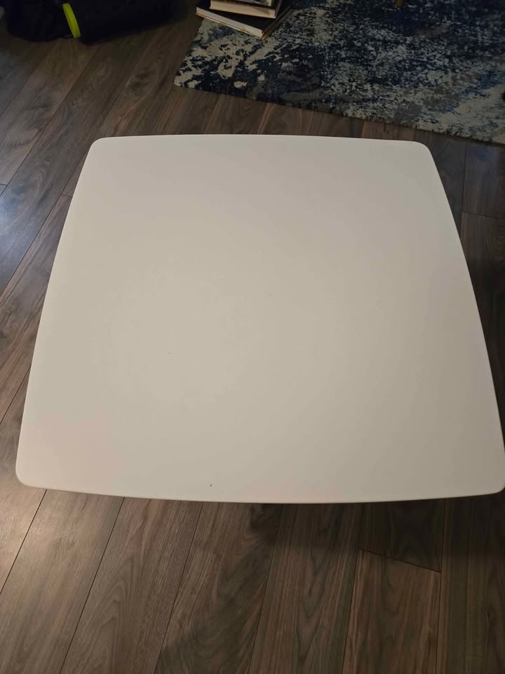 Structube End Table - photo 3