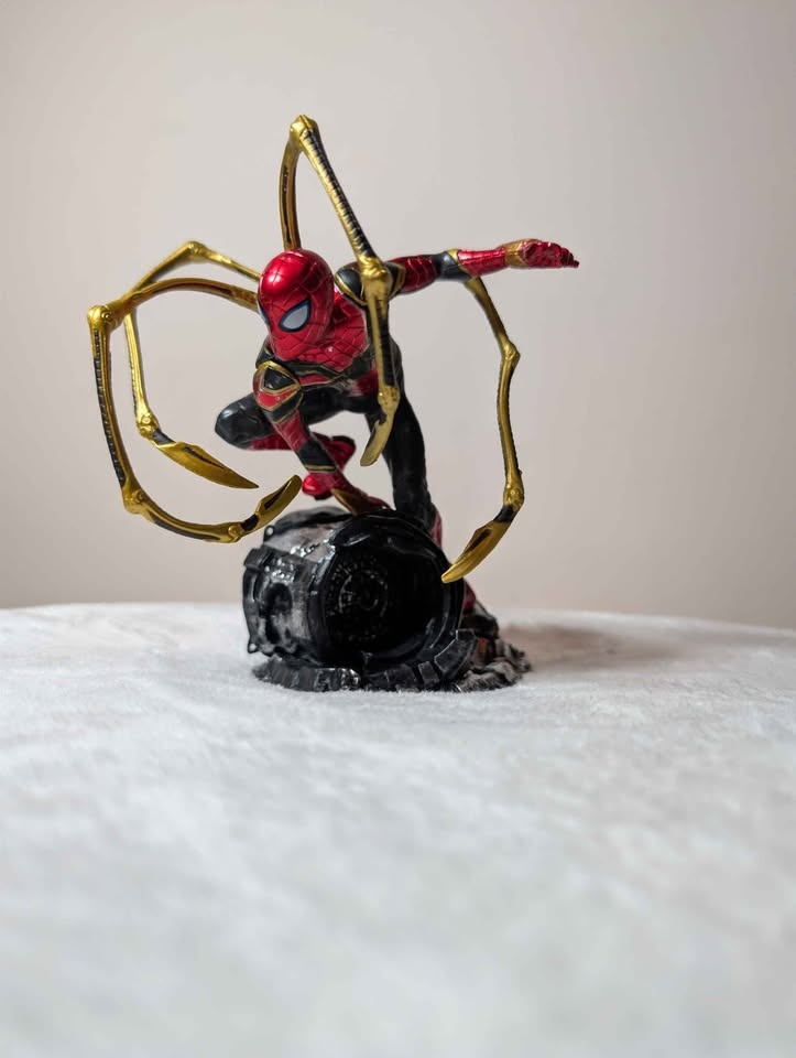 Hasbro Spiderman with Web Action Figure - photo 2