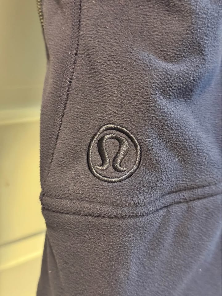 Lululemon Gratitude Wrap-inspired Fleece Teddy Jacket - Size 4 - photo 2