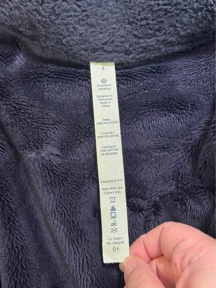 Lululemon Gratitude Wrap-inspired Fleece Teddy Jacket - Size 4 - photo 5