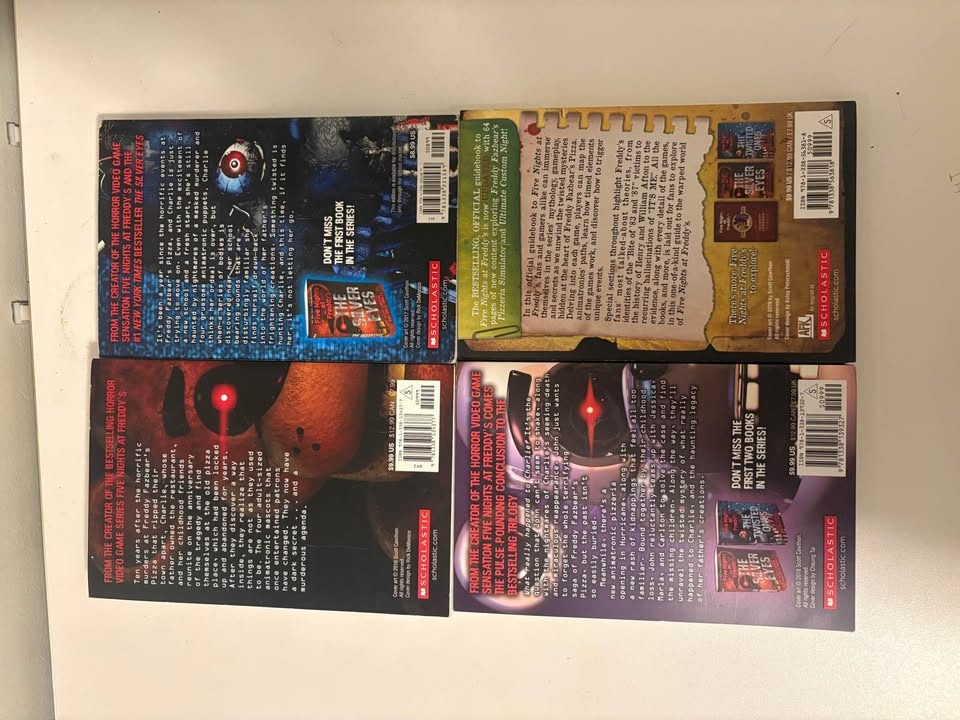 Assorted Books - 8 Books incl. Five Nights at Freddy's Series - photo 4