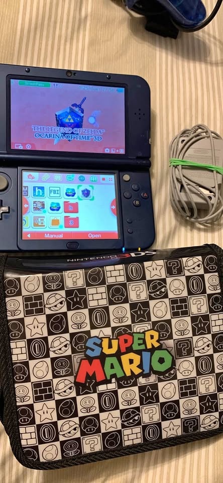 Limited edition New Nintendo 3DS XL Galaxy Modded + Case