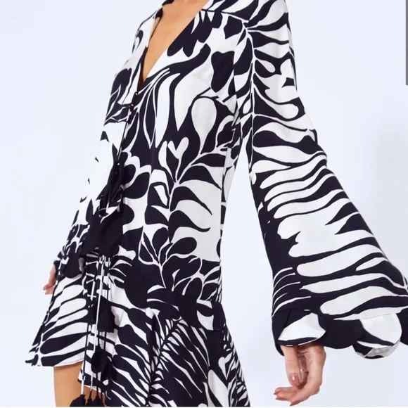 Alexis Black Floral Sintra Dress - Size S/M - photo 2