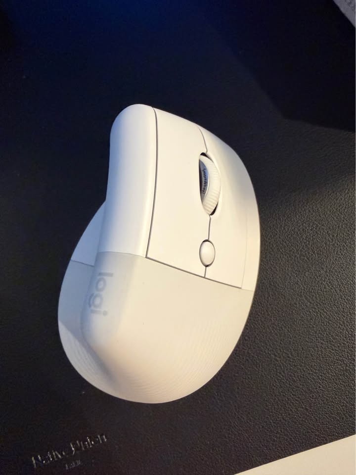 Logitech Lift for Mac - photo 2