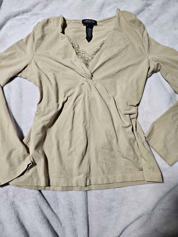 Cute Cotton V-neck