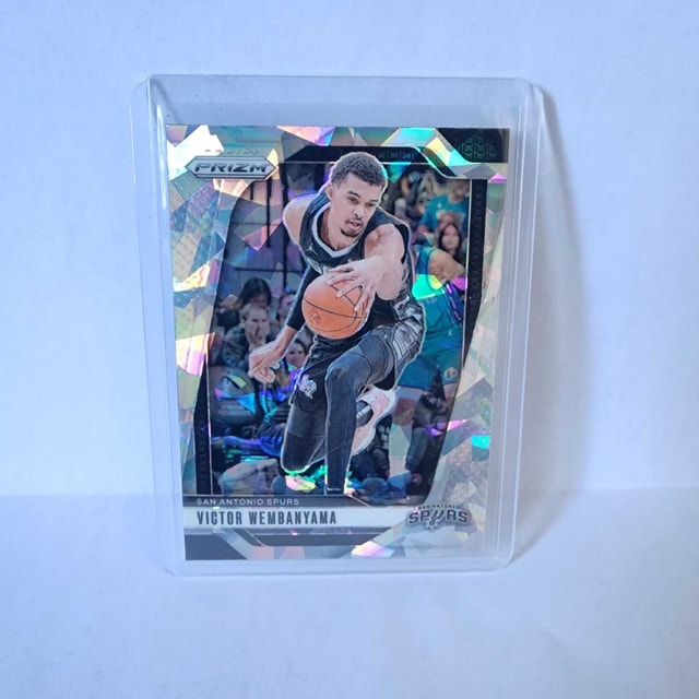 Victor Wembanyama Card Lot (2) Prizm Cracked Ice + Global Reach - photo 3