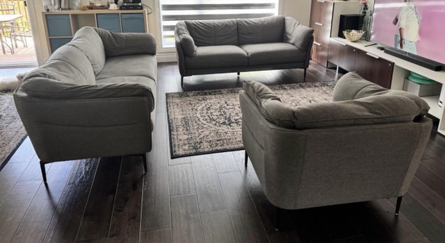 Sofa Set - 3 Pierce Living room Set - Sofa, Loveseat and Chair