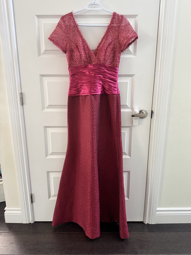 Prom Dress - Ball Gown - Party - Event - Wedding - celebration