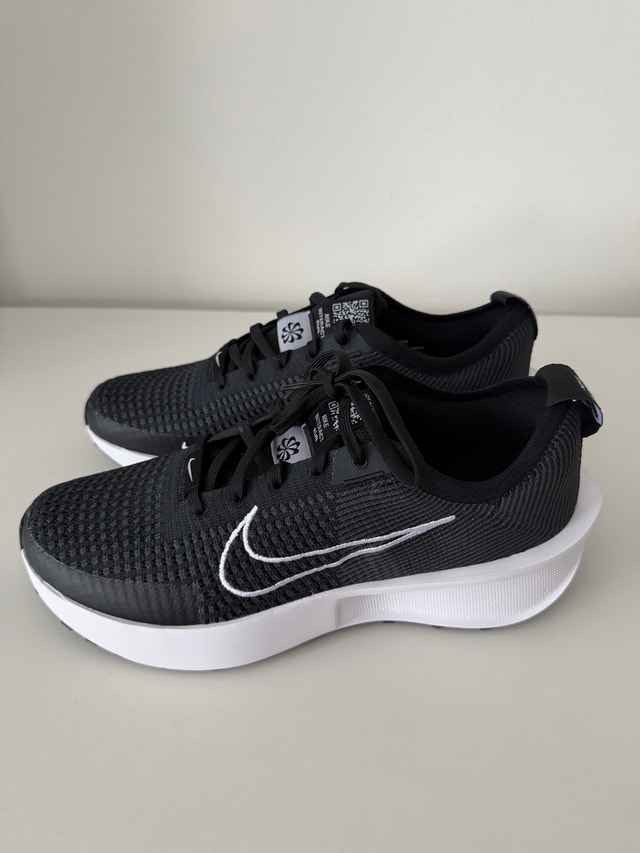 Nike Men's Interact Run Running Shoe - NEW - Size 9 - photo 5