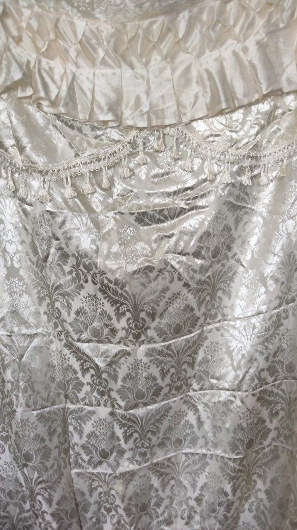 JACQUARD PANELS ATTACHED SCALLOPED FESTOON - photo 2