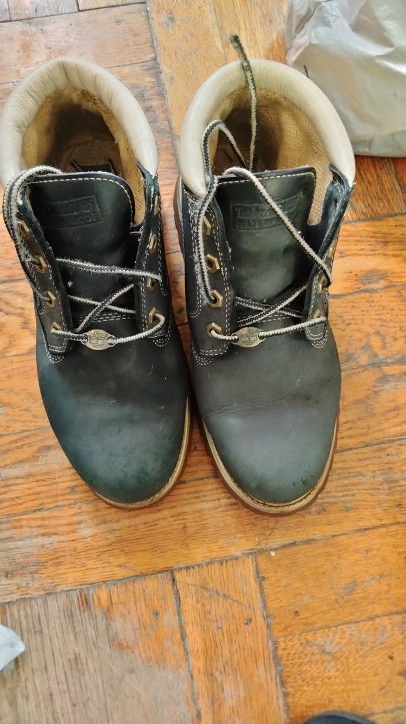 TIMBERLAND 9 1/2 WOMENS