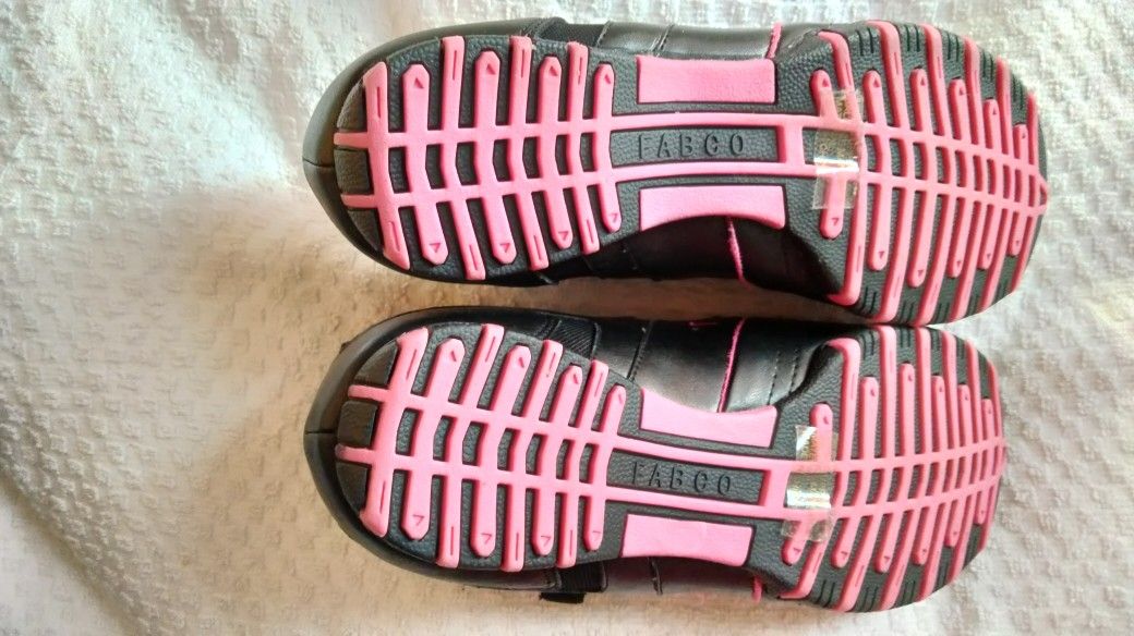 FABCO Sneakers - Size 7.5 - Black/Fuchsia - photo 3