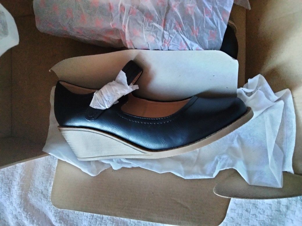 WOMENS SHOES - photo 5